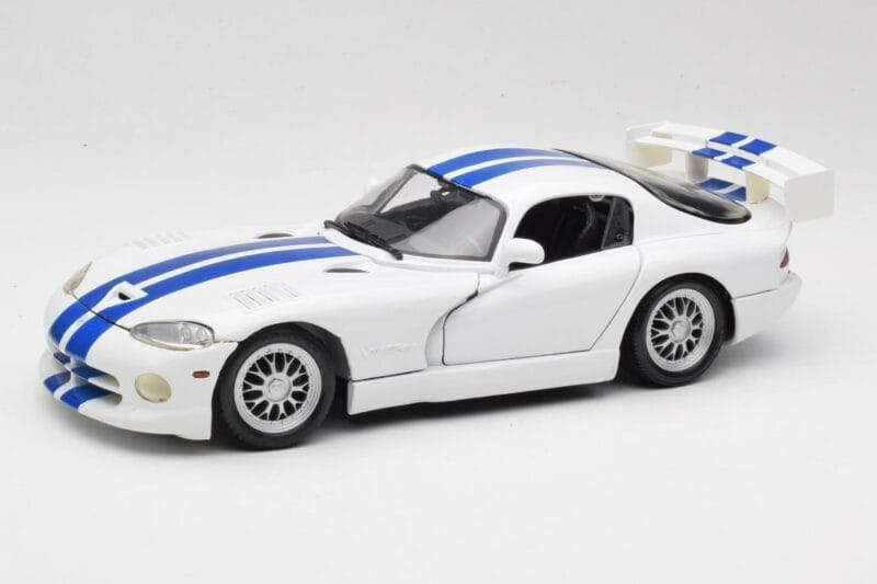 Dodge Viper GTS-R GT2 Branco 1997 Maisto 1:18 50316 Metal