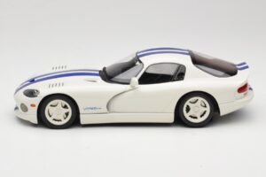 Dodge Viper GTS Stone White GT Spirit 1:18 GT940 Resina - imagem 3 de 6