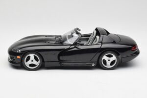 Dodge Viper RT/10 Preto Bburago 1:18 3065 Metal - imagem 4 de 8
