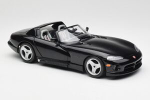 Dodge Viper RT/10 Preto Bburago 1:18 3065 Metal - imagem 6 de 8