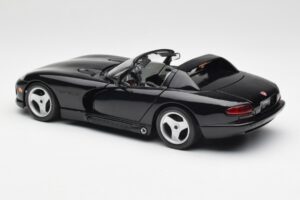Dodge Viper RT/10 Preto Bburago 1:18 3065 Metal - imagem 7 de 8