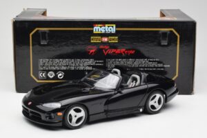 Dodge Viper RT/10 Preto Bburago 1:18 3065 Metal - imagem 8 de 8