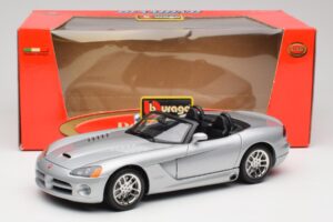 Dodge Viper SRT-10 Bright Prata Bburago 1:18 34908 Metal - imagem 8 de 8