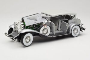 Duesenberg SJ Prata GreenLight 1:18 13525 Metal - imagem 2 de 8