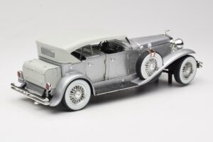Duesenberg SJ Prata GreenLight 1:18 13525 Metal - imagem 3 de 8