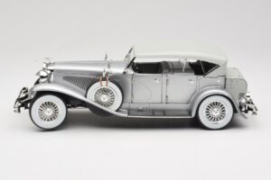 Duesenberg SJ Prata GreenLight 1:18 13525 Metal - imagem 4 de 8