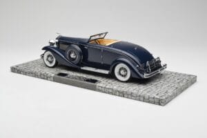 Duesenberg SJN Convertible Coupe Midnight Blue Minichamps 1:18 107150332 Metal - imagem 5 de 6