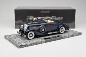 Duesenberg SJN Convertible Coupe Midnight Blue Minichamps 1:18 107150332 Metal - imagem 6 de 6