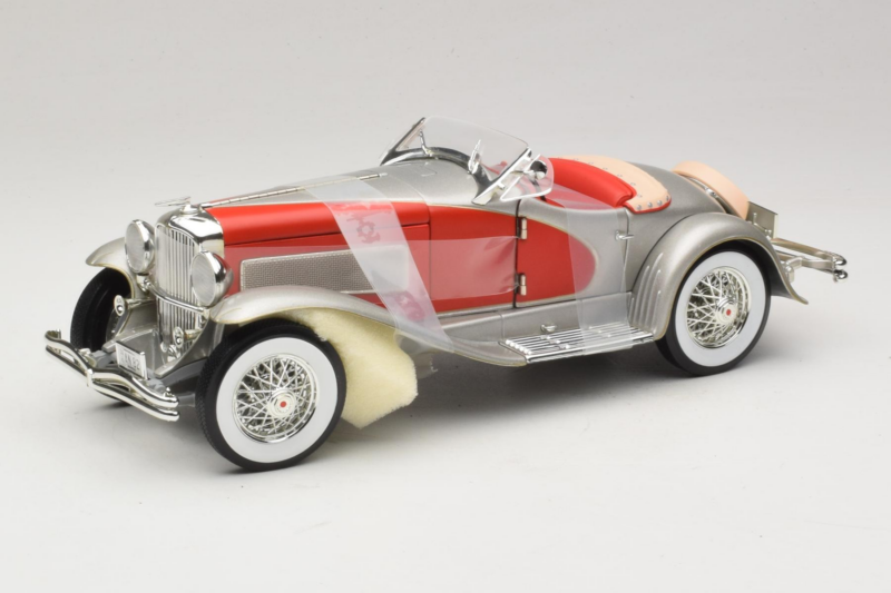 Duesenberg SJ Clark Gable's Car Prateado Vermelho ERTL 1:18 7962 Metal