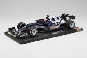 AlphaTauri AT02 #22 Y. Tsunoda Bahrain GP 2021 Minichamps 1:18 117210122 Metal - imagem 2 de 6