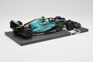 Aston Martin AMR22 Aramco #5 S. Vettel Monaco GP 2022 Minichamps 1:18 117220305 Resina - imagem 3 de 7