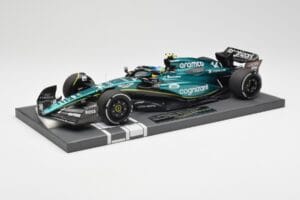 Aston Martin AMR23 #14 F. Alonso 3rd Place Saudi Arabian GP 2023 Minichamps 1:18 117230214 Metal - imagem 2 de 7