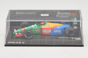 Benetton B189 Ford E. Pirro F1 1989 Minichamps 1:43 400890020 Metal - imagem 5 de 5