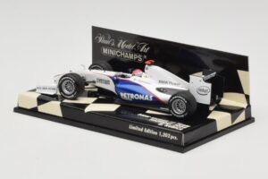 BMW Sauber F1.09 #4 R. Kubica Showcar 2009 Minichamps 1:43 400090075 Metal - imagem 3 de 5