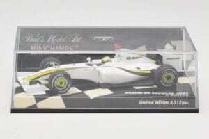 Brawn GP Mercedes BGP001 #22 J. Button Showcar 2009 Minichamps 1:43 400090092 Metal - imagem 5 de 5