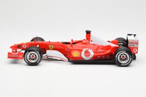 Ferrari F2003-GA F1 Constructors World Champions 2003 Hot Wheels 1:18 G3764 Metal - imagem 3 de 7