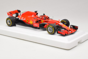 Ferrari SF71-H #5 S. Vettel Australian GP Winner 2018 BBR 1:18 BBR181805 Metal - imagem 4 de 7