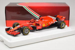 Ferrari SF71-H #5 S. Vettel Australian GP Winner 2018 BBR 1:18 BBR181805 Metal - imagem 7 de 7