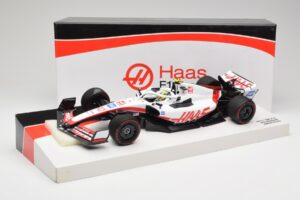 Haas VF-22 #47 M. Schumacher Bahrain GP 2022 Minichamps 1:18 147220147 Metal - imagem 7 de 7