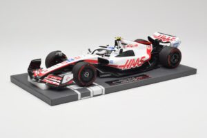 Haas VF-22 #47 M. Schumacher Brazilian GP 2022 Minichamps 1:18 117222147 Resina - imagem 2 de 7