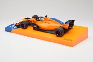 McLaren MCL33 #14 F. Alonso Canadian Grand Prix 300th Start 2018 Minichamps 1:18 533184014 Metal - imagem 5 de 6