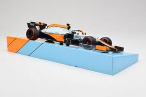 McLaren MCL35M #3 D. Ricciardo Monaco GP 2021 Minichamps 1:18 533212403 Metal - imagem 4 de 6