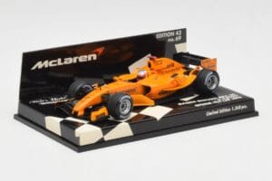 McLaren Mercedes MP4-20 G. Paffett Test Car 2006 Minichamps 1:43 530064395 Metal - imagem 2 de 5