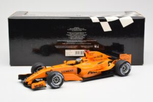 McLaren MP4-20 Mercedes P. de la Rosa Interim Test Car 2006 Minichamps 1:18 530061894 Metal - imagem 6 de 6