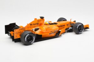 McLaren MP4-21 Mercedes #4 J.P. Montoya Interim Livery 2006 Minichamps 1:18 530061874 Metal - imagem 2 de 6