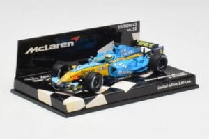 McLaren MP4-19B #5 D. Coulthard F1 2004 Minichamps 1:43 530044315 Metal - imagem 3 de 5