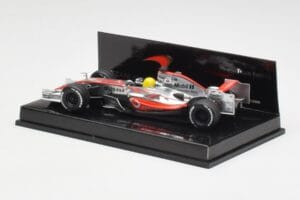 McLaren MP4-22 L. Hamilton F1 Showcar 2007 Minichamps 1:43 530074372 Metal - imagem 2 de 5