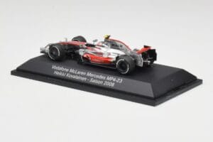 McLaren MP4-23 #23 H. Kovalainen F1 2008 Minichamps 1:43 B66962423 Metal - imagem 3 de 4