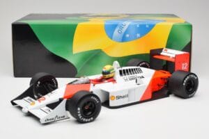 McLaren Honda MP4/4 Marlboro #12 A. Senna F1 World Champion 1988 Minichamps 1:12 540881212 Metal - imagem 6 de 6