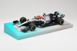 Mercedes AMG Petronas W10 EQ Power+ #44 L. Hamilton Monaco GP Winner 2019 Minichamps 1:18 113906644 Resina - imagem 2 de 7