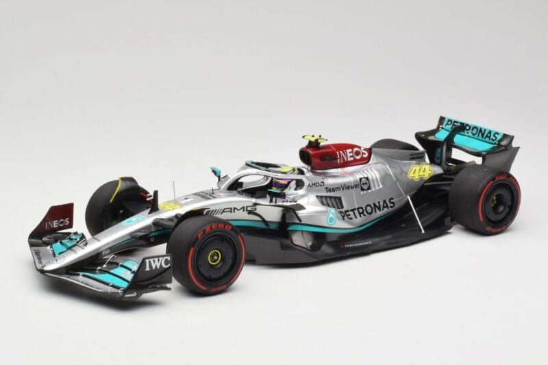 Mercedes AMG W13 E Performance Petronas #44 L. Hamilton Brazilian GP 2022 Minichamps 1:18 110222144 Resina