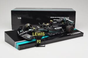 Mercedes AMG W14 E Performance Petronas #44 L. Hamilton Australian GP 2023 Minichamps 1:18 113230144 Resina - imagem 7 de 7