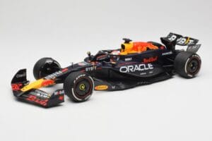 Oracle Red Bull Racing RB20 #1 M. Verstappen Winner Bahrain GP 2024 Minichamps 1:18 110240101 Metal