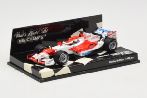 Toyota TF106 Panasonic #12 J. Trulli Panasonic Toyota Racing Showcar 2006 Minichamps 1:43 400060078 Metal - imagem 2 de 5