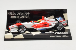 Toyota TF106 Panasonic #11 R. Schumacher Panasonic Toyota Racing Showcar 2006 Minichamps 1:43 400060077 Metal