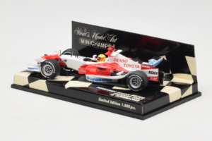 Toyota TF107 Panasonic #11 R. Schumacher Panasonic Toyota Racing Showcar 2007 Minichamps 1:43 400070081 Metal - imagem 3 de 5