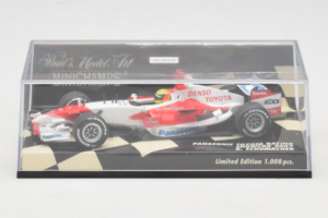 Toyota TF107 Panasonic #11 R. Schumacher Panasonic Toyota Racing Showcar 2007 Minichamps 1:43 400070081 Metal - imagem 5 de 5