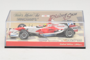 Panasonic Toyota Racing TF107 R. Schumacher F1 Showcar 2007 Minichamps 1:43 403070081 Metal - imagem 5 de 5