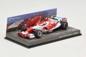 Toyota TF107 #12 J. Trulli Panasonic Toyota Racing Showcar F1 2007 Minichamps 1:43 AM60129 Metal - imagem 2 de 6