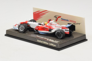 Toyota TF107 #11 R. Schumacher Panasonic Toyota Racing F1 2007 Minichamps 1:43 AM601286 Metal - imagem 3 de 5