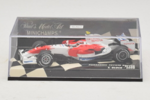 Toyota TF108 #11 T. Glock Panasonic Toyota Racing F1 2008 Minichamps 1:43 400080012 Metal - imagem 5 de 5