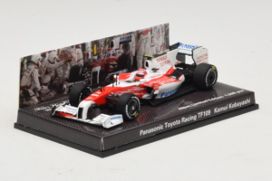 Panasonic Toyota Racing TF109 K. Kobayashi F1 2009 Minichamps 1:43 413090210 Metal - imagem 2 de 5