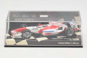 Toyota TF104 Panasonic #16 R. Zonta Panasonic Toyota Racing 2004 Minichamps 1:43 400040116 Metal - imagem 4 de 5