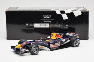 Red Bull Racing Cosworth RB1 #15 C. Klien F1 2005 Minichamps 1:18 100050015 Metal - imagem 6 de 6