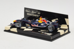 Red Bull Racing RB2 #14 D. Coulthard F1 2006 Minichamps 1:43 400060014 Metal - imagem 3 de 5