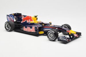 Red Bull Racing Renault RB6 #6 M. Webber F1 2010 Minichamps 1:18 110100006 Metal - imagem 4 de 6